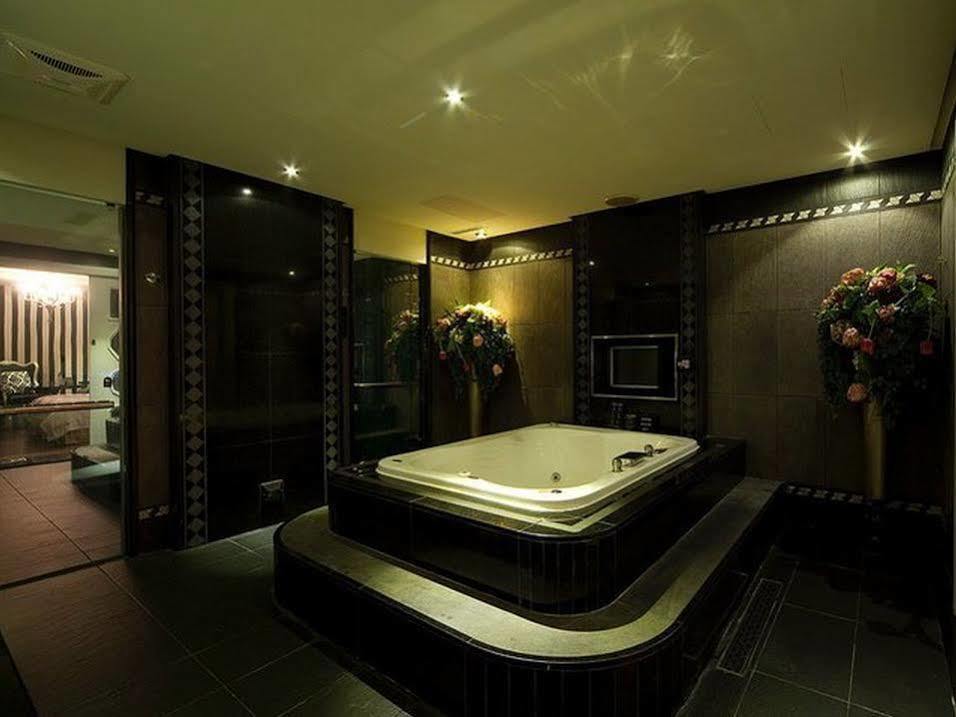 Wego Hotel - Linsen Taipei Extérieur photo